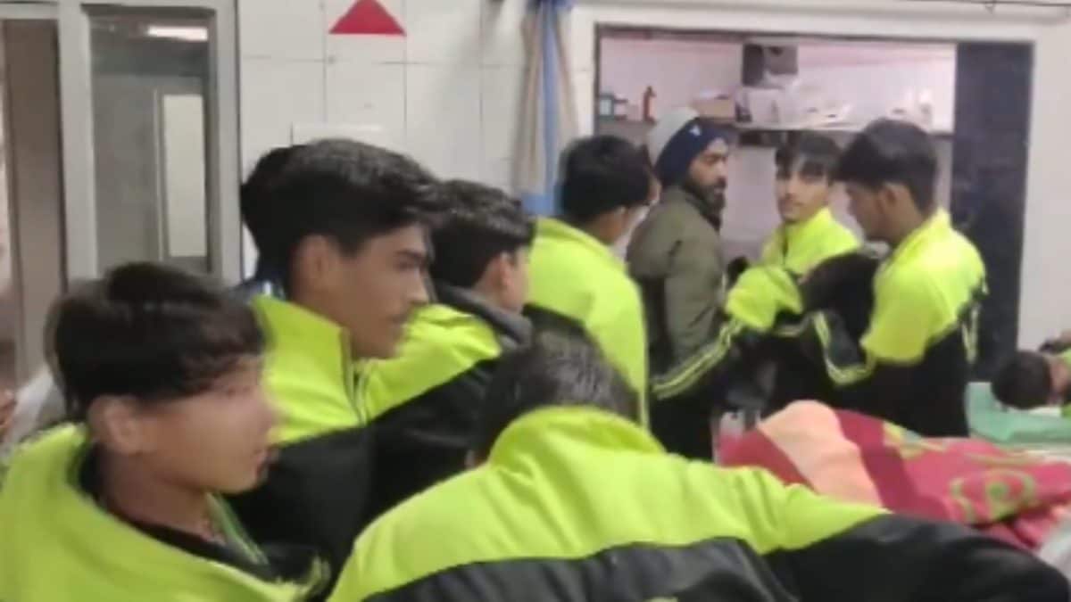 At least 22, Including 16 Kids, Hospitalised After Inhaling Toxic Fumes In Rajasthan's Sikar