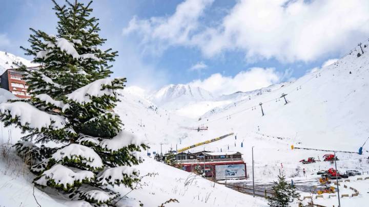 Ya se sabe la fecha oficial de apertura de la estación de esquí de Astún