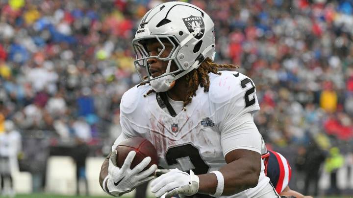 Week 9 NFL anytime touchdown scorer picks, back Ashton Jeanty to score
