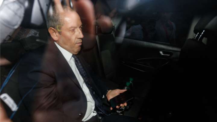 Exdirector de la PDI Héctor Espinosa ingresa a prisión preventiva tras condena unánime por malversación de fondos públicos