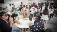 Comer sin mirar: el juego gastronómico que triunfa en la II Feria Espiga