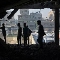 Israel launches fresh strikes on Gaza, Qatar warns of escalation