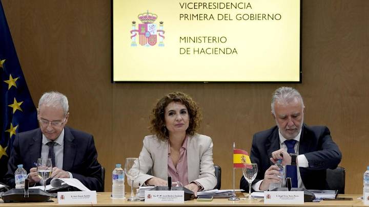 Hacienda propone a las comunidades autónomas suavizar su objetivo de déficit al 0,1% en 2026