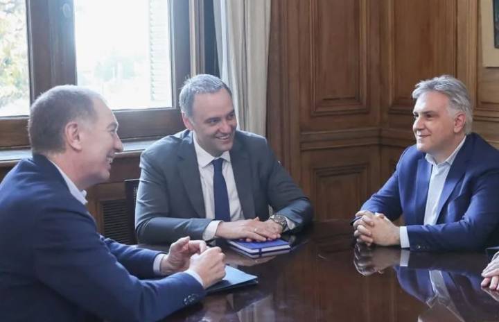 Diego Santilli se reunió con gobernadores para trazar «una agenda para avanzar en las reformas»