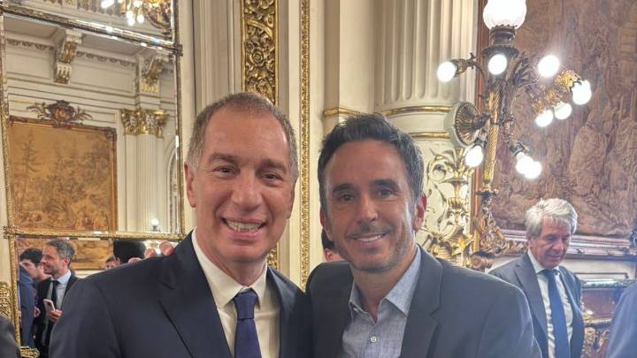 Sebastián Neuspiller acompañó a Diego Santilli con la mira en 2027
