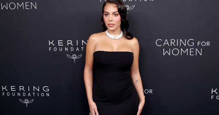 Photos: Georgina Rodriguez's Puffer Jacket Look Is a Fall Need