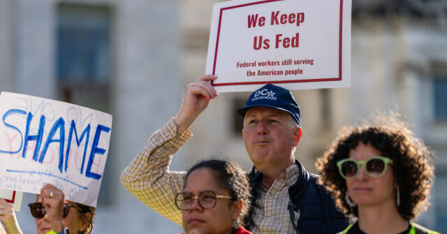Hassett: Furloughed Employees Expected to Be Paid by Early Next Week