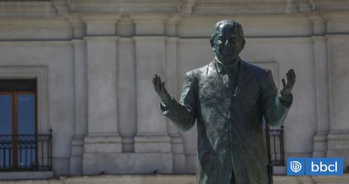 Gobierno desmiente a familia Aylwin y dice que no ha desistido comprar inmuebles del exmandatario