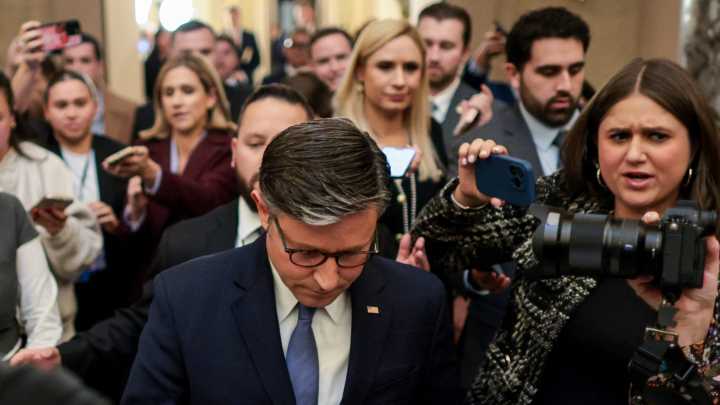 Schumer, Lawler, Latimer and other NY lawmakers vote on Epstein files