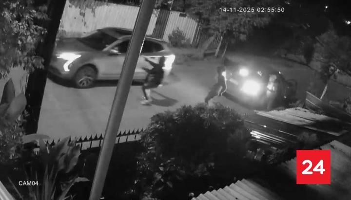 Tour delictual en La Florida: auto terminó volcado tras huir de criminales