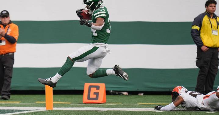 Jets score TDs on kickoff and punt returns in the same game for the 1st time in franchise history