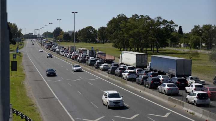 Homicidio en Esteban Echeverría: Un joven de 20 años fue asesinado de un disparo para robarle la bicicleta