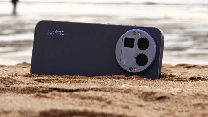 Realme GT 8 Pro with Snapdragon 8 Elite Gen 5 chip launched in India: Check price and specs here