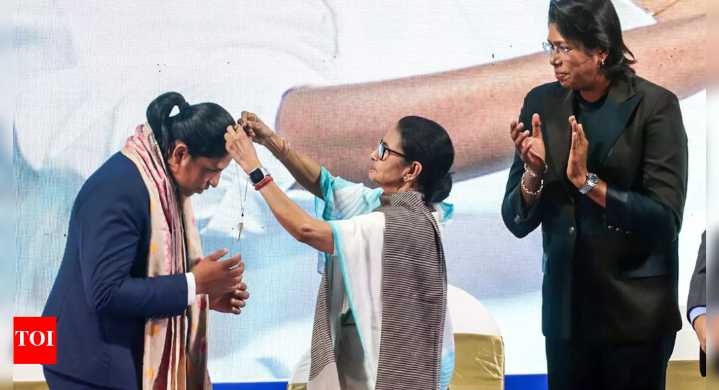 After being awarded 1 lakh per run scored in Women's World Cup final, Richa Ghosh to get stadium named after her