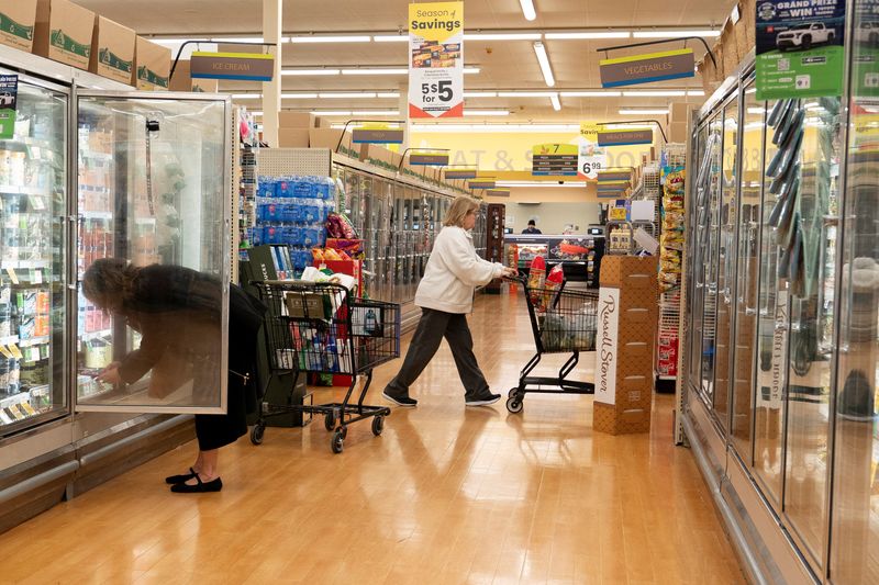 US consumer confidence deteriorates in November