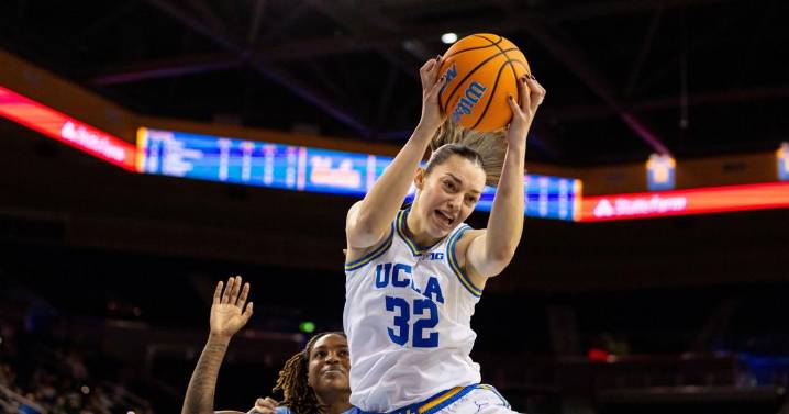 No. 3 UCLA women dominate Southern 88-37 as season-opening win streak reaches 6 games
