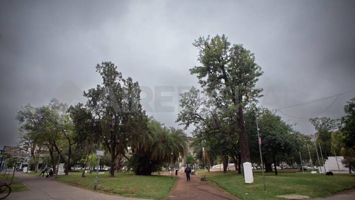 Fin de semana con tormentas fuertes en Santa Fe: qué es el bloqueo atmosférico