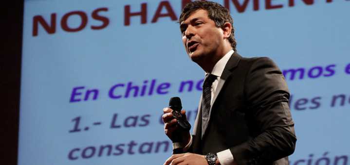 Parisi mantiene en vilo su apoyo para la segunda vuelta presidencial