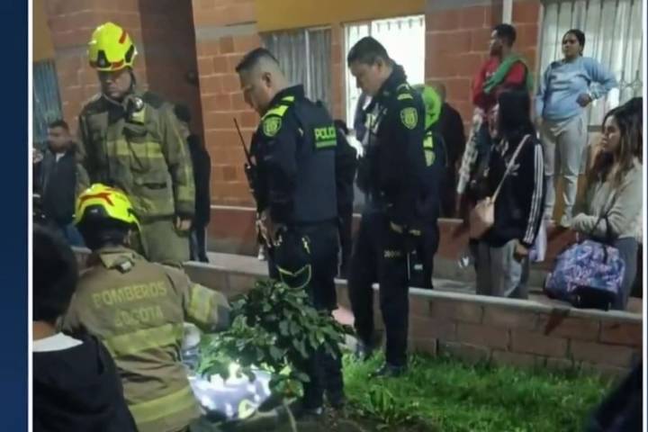 Niño cae desde sexto piso en Bogotá y sobrevive de milagro