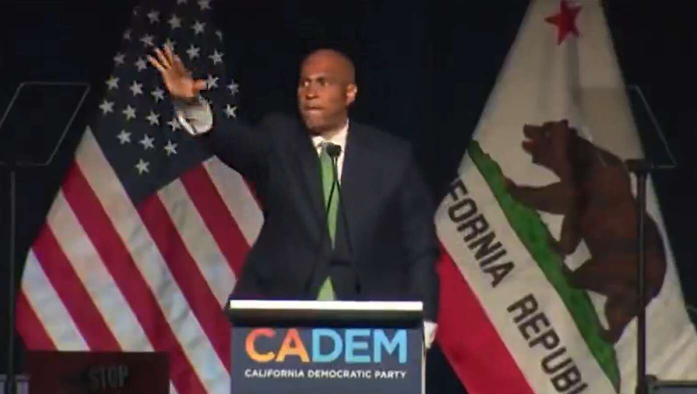 Cory Booker Announces Plan To Occupy The Rhineland