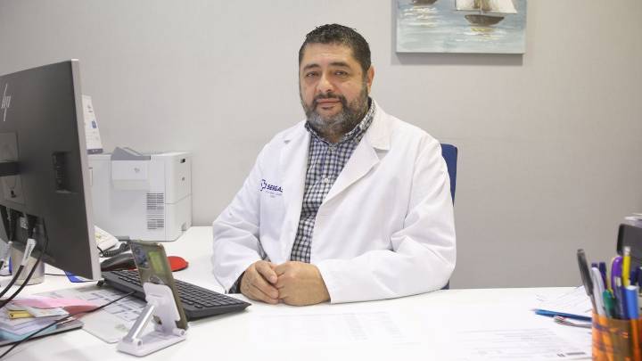 Así funciona el comité que resuelve los conflictos éticos de sanitarios y pacientes en Lugo: «Vemos algunos sobre cuándo suspender la diálisis»