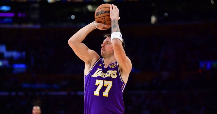 Doncic scores 35 as Lakers survive frantic final second for win over Spurs