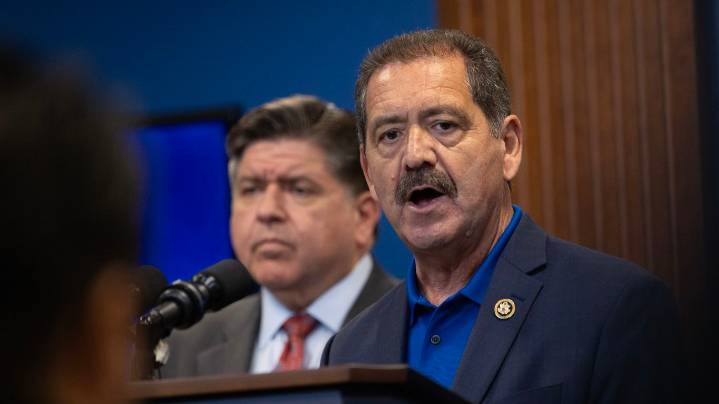 House Democrats fail to quash internal revolt on vote to condemn Chuy García