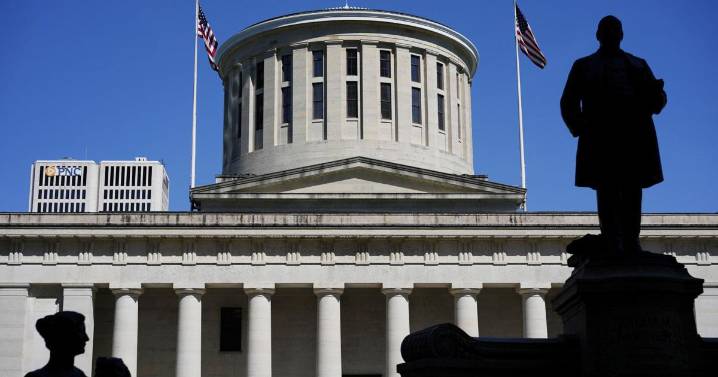 Appeals court sides with parent group in fight over Ohio school district’s pronoun policy