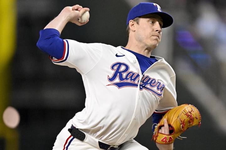 Deadspin | Reports: Cubs reach 2-year deal with reliever Phil Maton