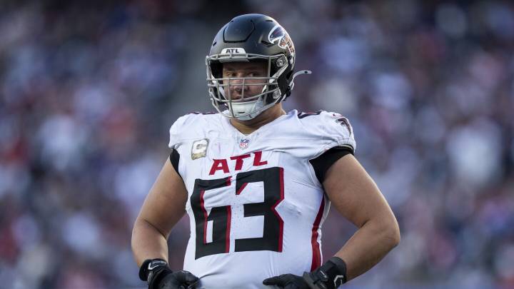 Falcons RG Chris Lindstrom is questionable for Sunday's game