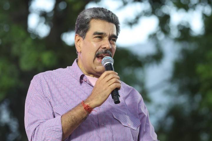 Maduro advierte que un ataque militar a Venezuela sería el «fin político» de Trump