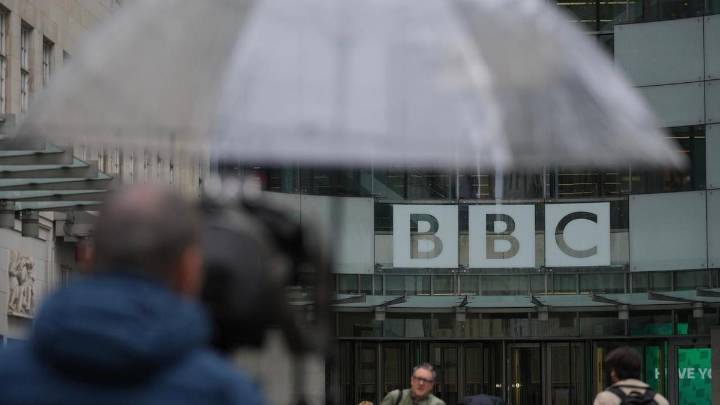 Trump threatens to sue BBC over edited speech