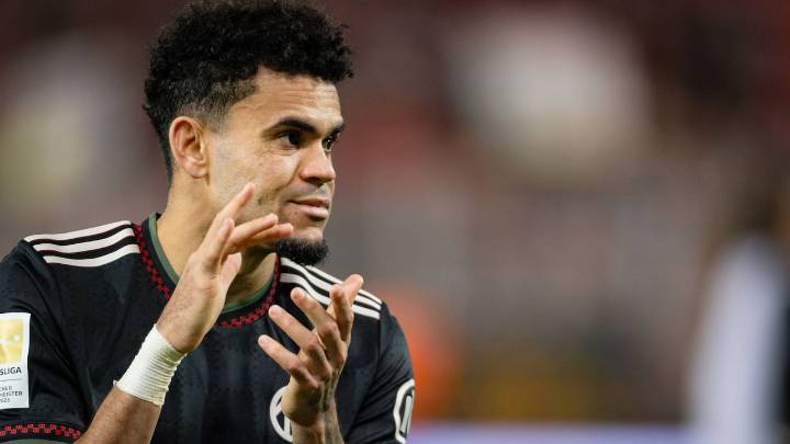 Bayern le saca el jugo a Luis Díaz: sale camiseta en la que es protagonista; valor y cómo comprar