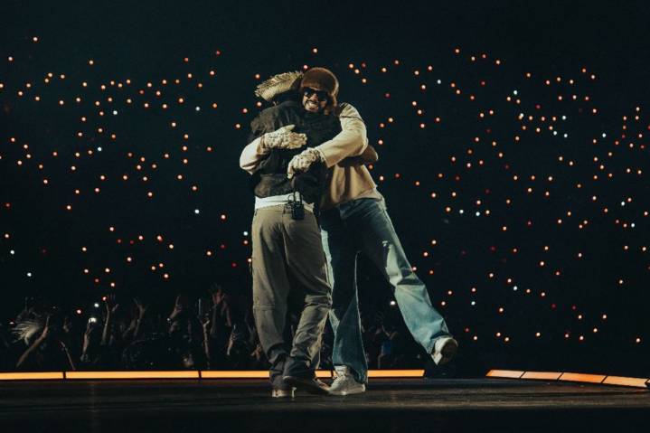 Romeo Santos Makes Surprise Appearance at Bad Bunny’s Show in the DR