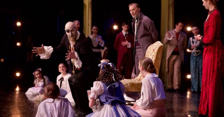 On the Bright Side: Oneonta ballet school to perform rendition of "The Nutcracker" in local schools