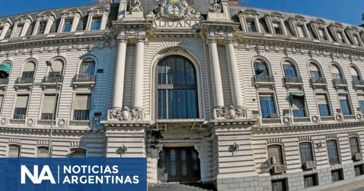 El Gobierno simplifica trámites aduaneros para reducir "las oportunidades de corrupción”