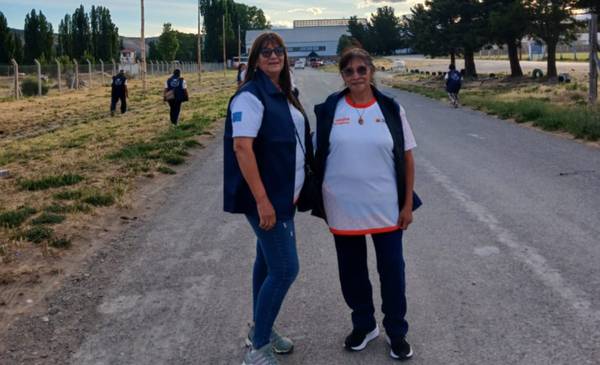 Marta y Mabel representaron a Cerro Cóndor en los Juegos de Adultos Mayores