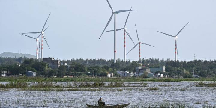 Why an ASEAN power grid is key to tapping Southeast Asia’s green potential