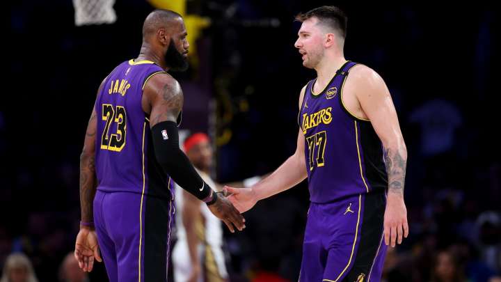 Live Updates: 8-game slate in the NBA