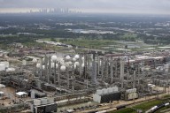 New Texas petrochemical facilities are mostly in low income areas, communities of color, study finds