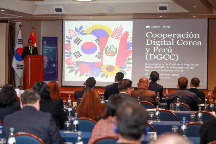 Perú fortalece su estrategia de inteligencia artificial enfocada en las personas