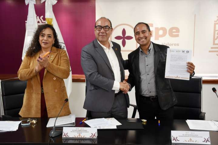 Firman convenio UAZ y Guadalupe