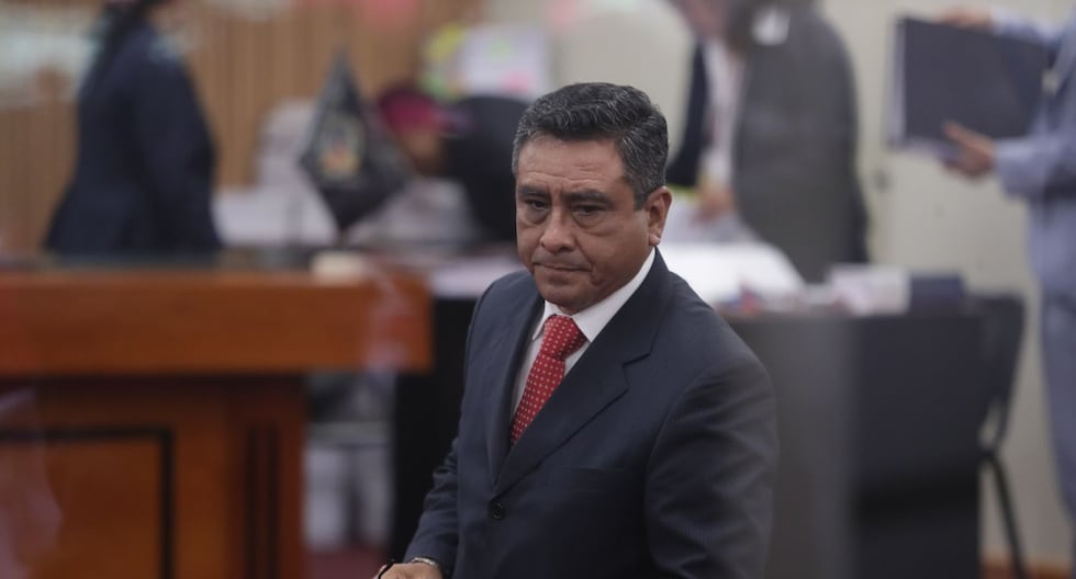 Comisión Permanente aprobó inhabilitación por 10 años contra Willy Huerta por el golpe de Estado