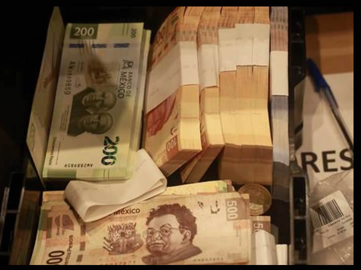 Extranjeros han sacado del país $130 mil 763 millones este año