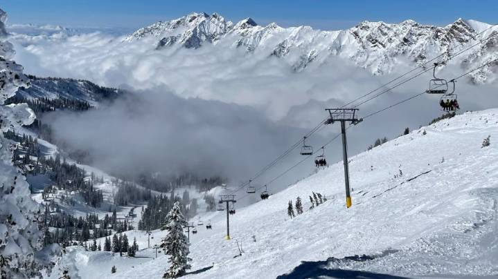 Seasonal workers left in limbo waiting for cooler weather and ski resorts to open