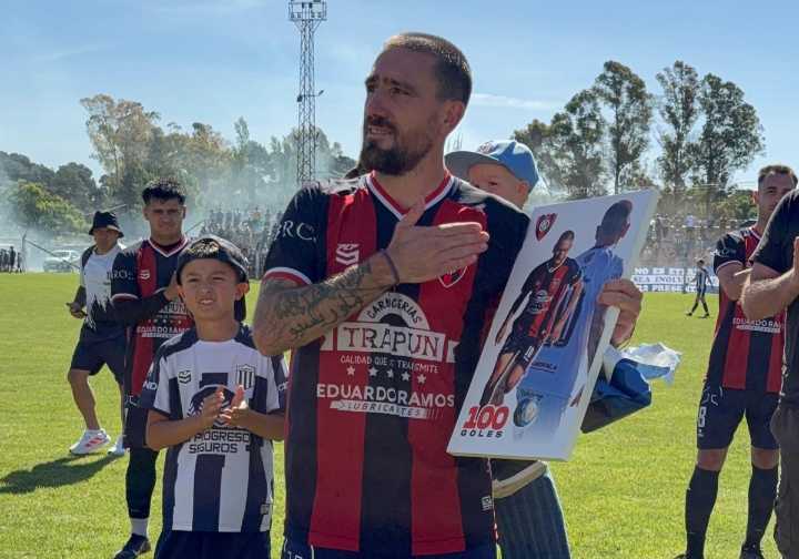 Liga Regional de Futbol Peñarol homenajeó a Joaquín Salvi por sus 300 partidos y 100 goles