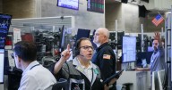 S&P 500 sube por tercera jornada en línea ante apuestas por recortes de tasas de la Fed