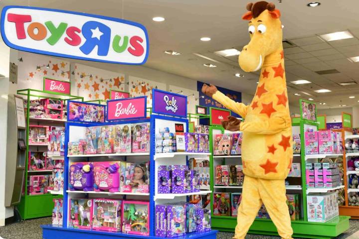 The Toys ‘R’ Us Comeback: Inside The Nostalgic New Flagship Store Just 1 Hour From NYC