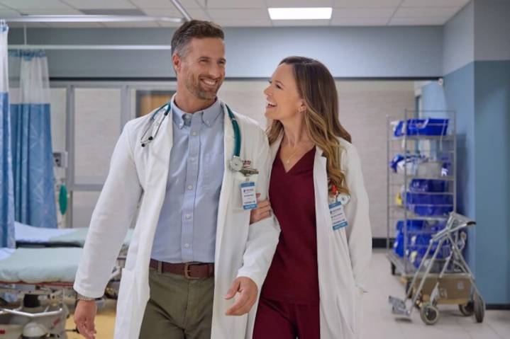 How to watch ‘The More the Merrier’ premiering tonight on Hallmark