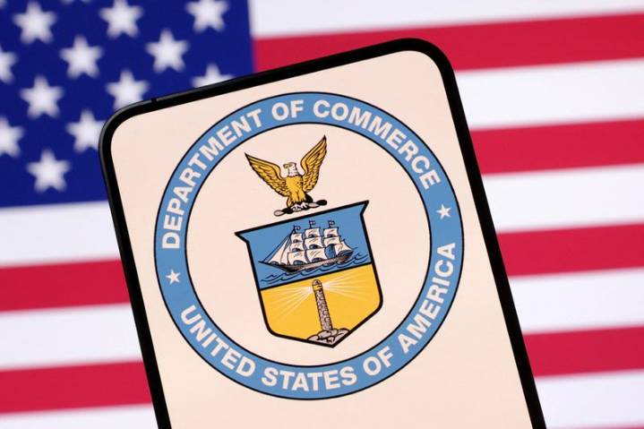 US wholesale inventories revised higher in August